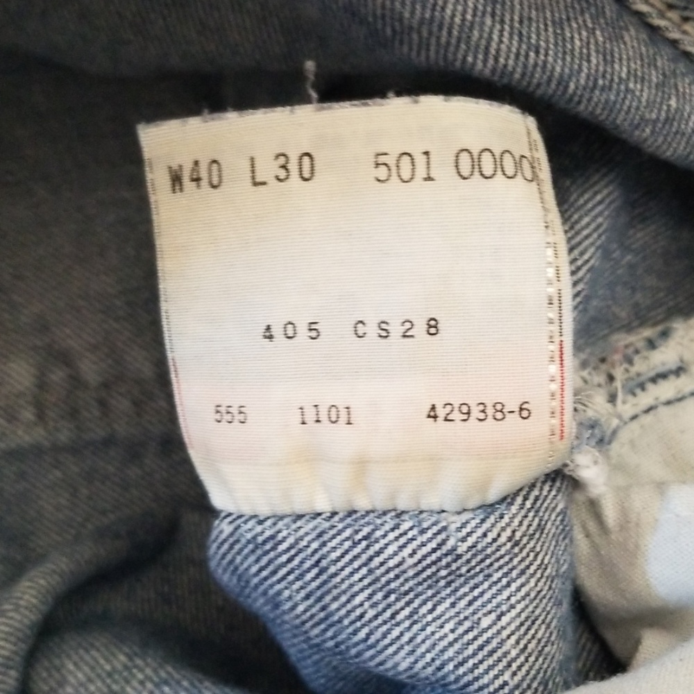 VTG/Y2K Levi's 501 Button Fly Light Jeans - Picture 7 of 8